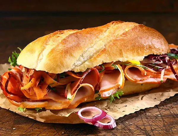 قیمت خرید ساندویچ اماده ژامبون گوشت + تست کیفیت